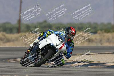 media/Oct-13-2025-Moto Forza (Mon) [[a66d839500]]/2-A Group/Session 3 (Turn 16)/